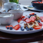 Завтра к в амстердамском кафе Завтрак в амстердамского кафе